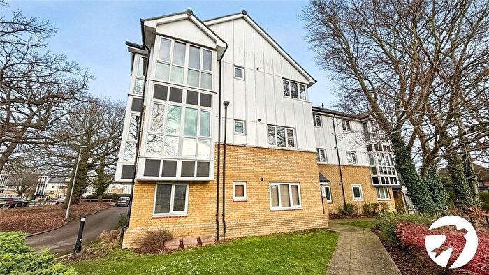 2 Bedroom Flat To Rent In Squirrels Close, Swanley, Ke, BR8