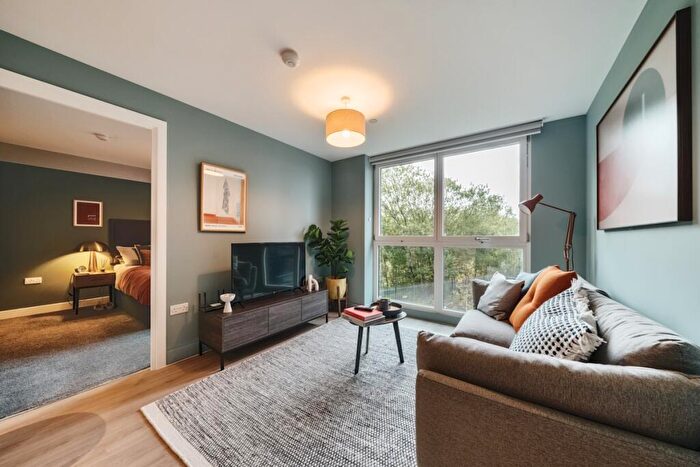 1 Bedroom Apartment To Rent In The Junction, Canal Quarters, The Exchange Leeds, LS12