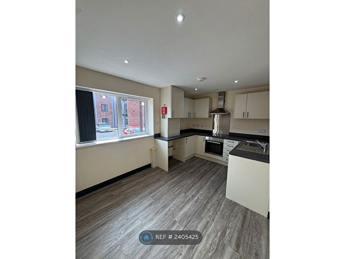 2 Bedroom Flat To Rent In Burgess Road, Leicester, LE2