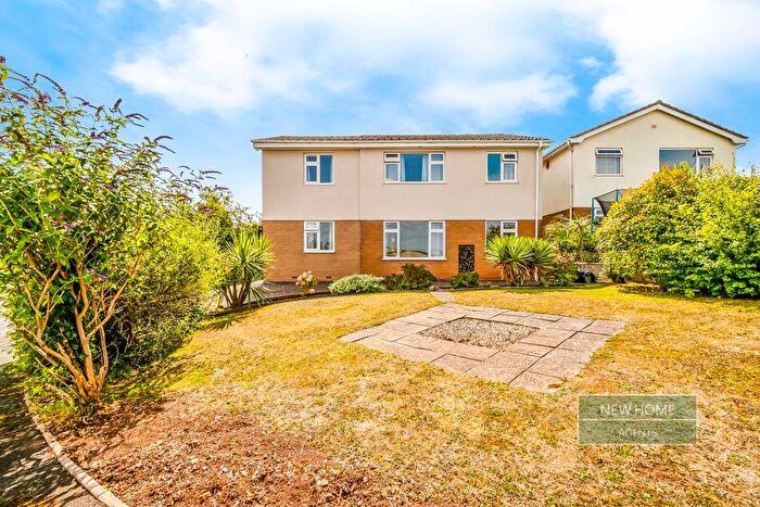 4 Bedroom Detached House For Sale In West Cliff Park Drive, Dawlish, EX7