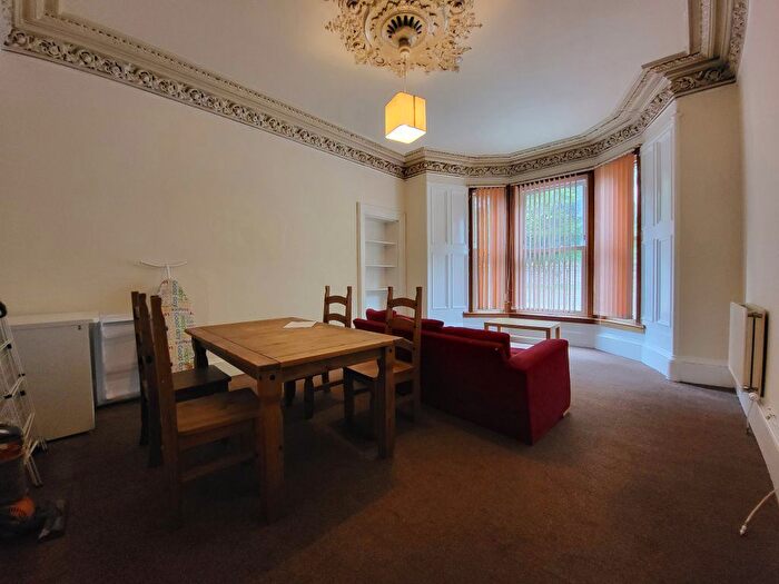 3 Bedroom Flat To Rent In Barrack, Dundee, DD3