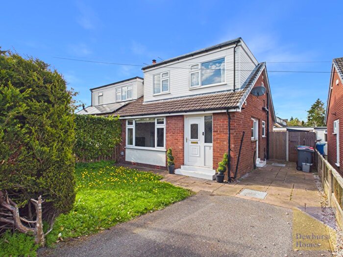 4 Bedroom Semi Detached House For Sale In Green Acres Drive, Garstang, PR3