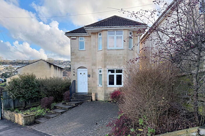 3 Bedroom Detached House For Sale In Southdown Road, Bath, BA2