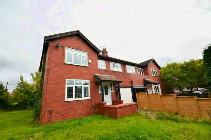 4 Bedroom Semi-Detached House To Rent In Edge Lane, Chorlton, Manchester, M21