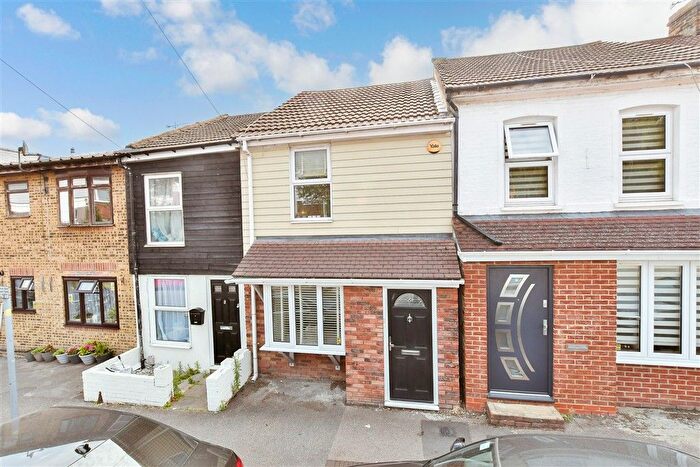 2 Bedroom Terraced House For Sale In Skinner Street, Gillingham, Kent, ME7