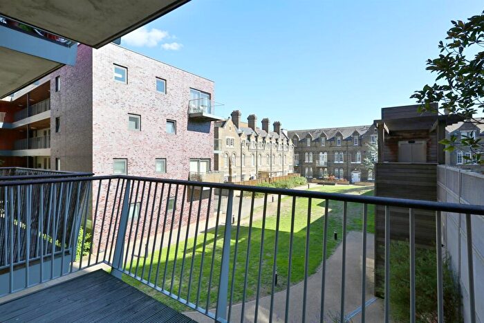 3 Bedroom Apartment To Rent In Vizion Development, - Energy Rating C, N7