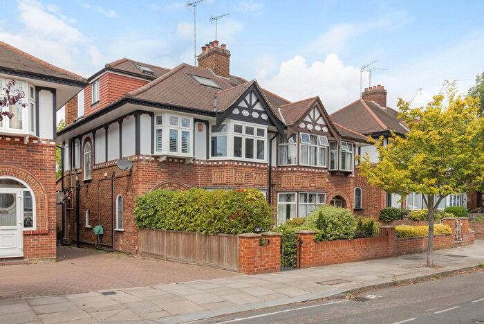 4 Bedroom Semi-Detached House For Sale In Sandall Road, London, W5