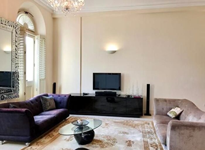 2 Bedroom Flat To Rent In Holland Road, Hove, BN3