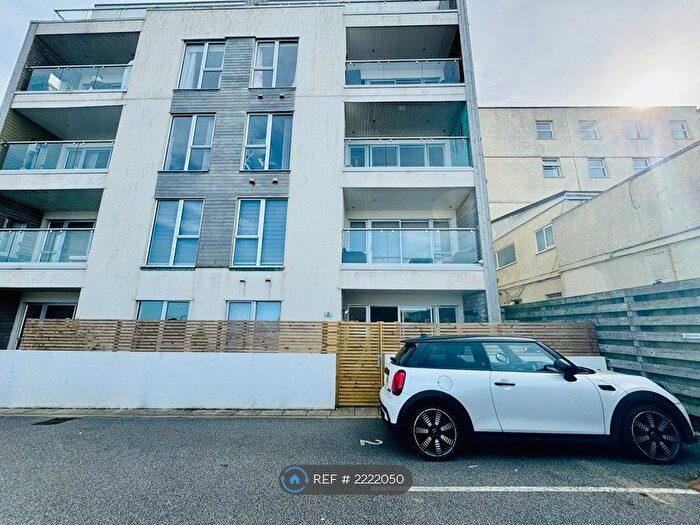 2 Bedroom Flat To Rent In Newquay, Newquay, TR7