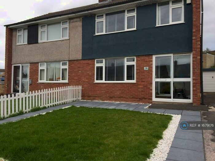 3 Bedroom Semi-Detached House To Rent In Kingscote Park, Bristol, BS5