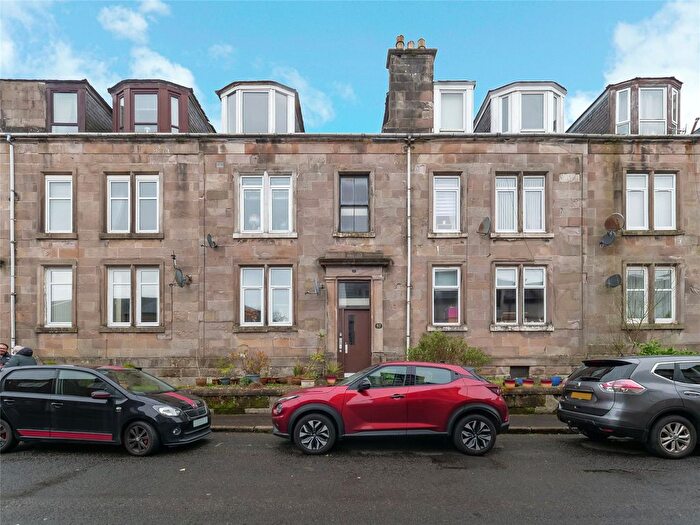 2 Bedroom Flat For Sale In Royal Street, Gourock, Inverclyde, PA19