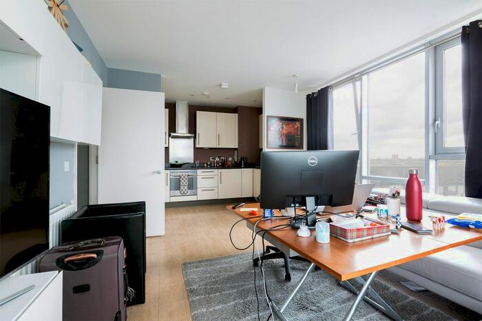 2 Bedroom Flat To Rent In Rick Roberts Way, London, E15