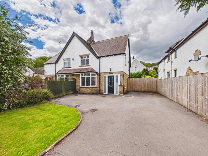 3 Bedroom Semi-Detached House For Sale In Bradford Road, Bingley, BD16