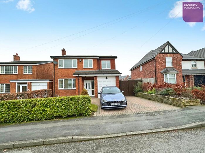 4 Bedroom Detached House For Sale In Lime Grove, Macclesfield, SK10