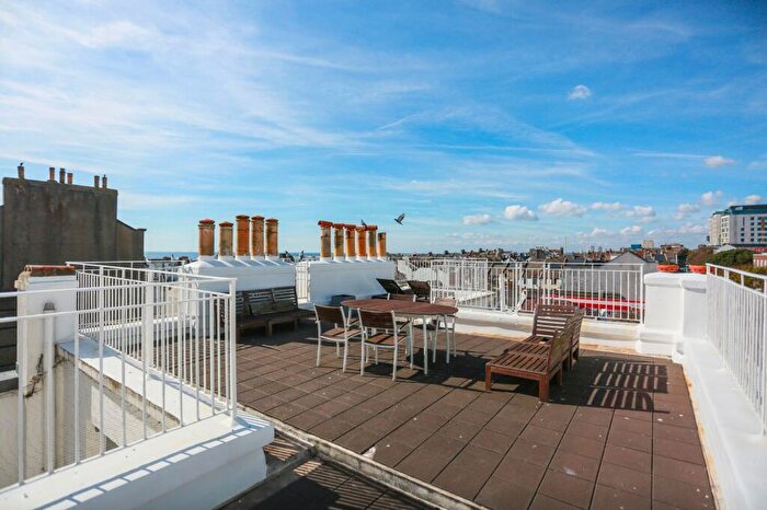 3 Bedroom Property To Rent In Sussex Square, Sussex Square, BN2