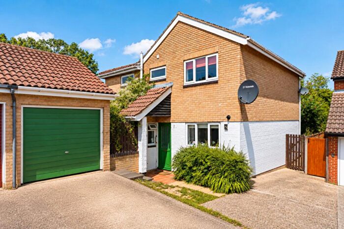 4 Bedroom Detached House To Rent In Craiglands, St. Albans, Hertfordshire, AL4