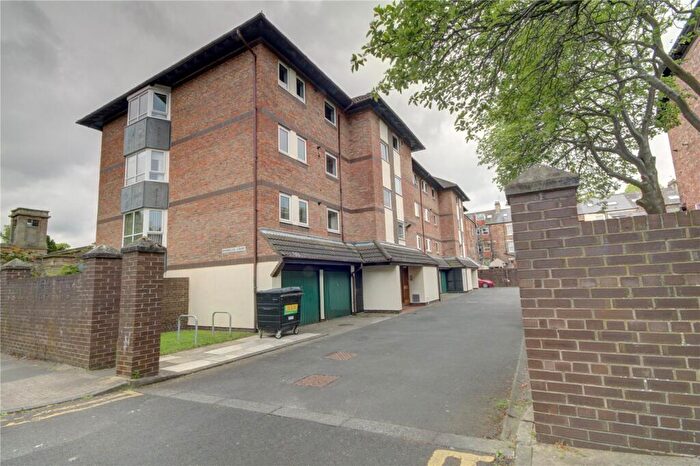 1 Bedroom Apartment For Sale In Brandling Court, Akenside Terrace, Newcastle Upon Tyne, NE2