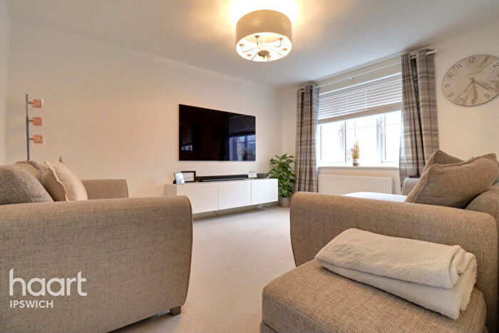 4 Bedroom Detached House For Sale In Garman Way, Ipswich, IP7