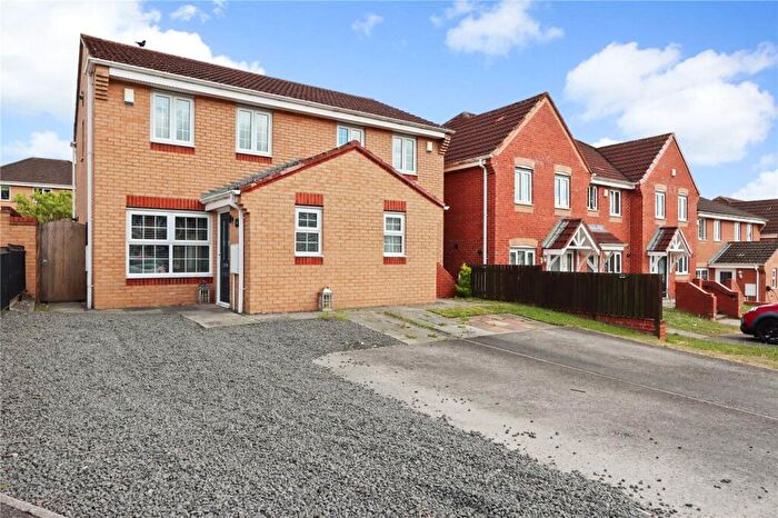 3 Bedroom Semi-Detached House For Sale In Langdon Close, Templetown, Consett, Durham, DH8