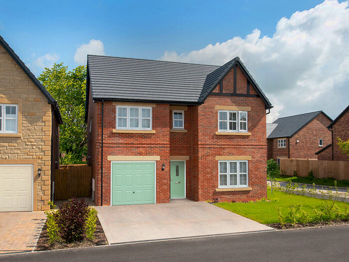 4 Bedroom Detached House For Sale In Heaton Green, Dowbridge, Kirkham, PR4