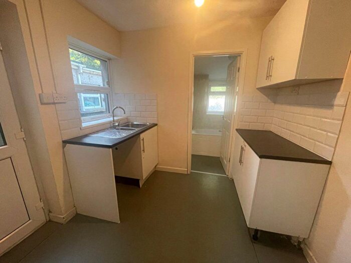 3 Bedroom Property To Rent In Meadow Street, Llanhilleth, NP13