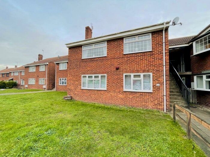 2 Bedroom Apartment To Rent In Beechwood Croft, Sherburn Elmet, LS25