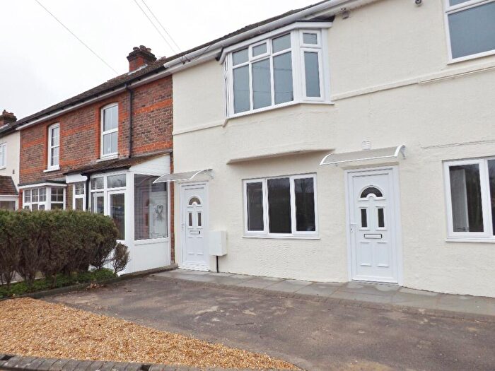 1 Bedroom Flat To Rent In Park Way, Havant, PO9
