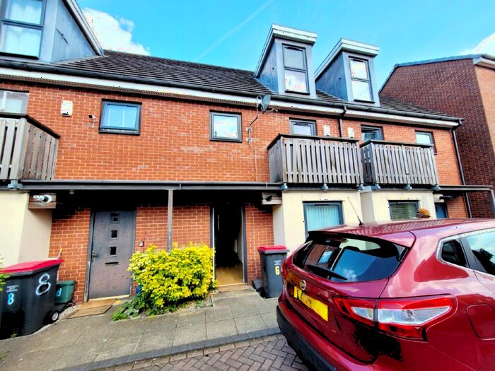 3 Bedroom Terraced House To Rent In Queensmere Drive, Swinton, M27