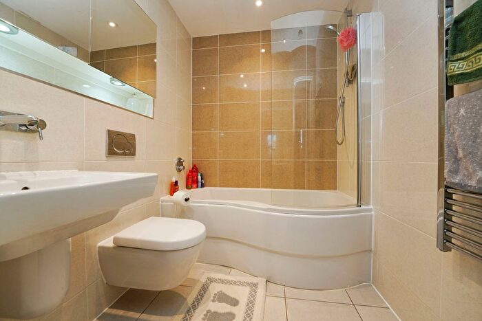 1 Bedroom Flat For Sale In Armstrong Drive, Worcester, Worcestershire, WR1