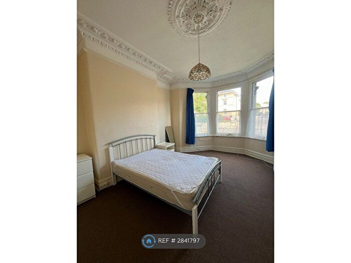 1 Bedroom Flat To Rent In Newbridge Road, Bath, BA1