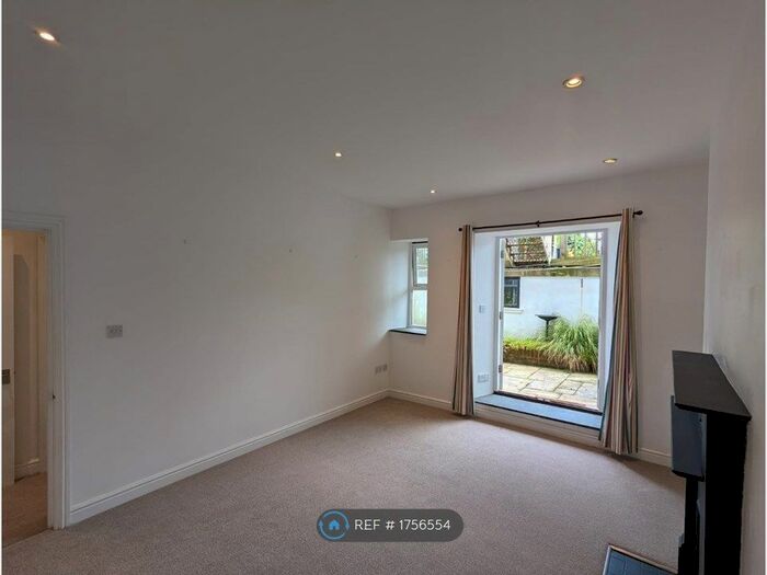 2 Bedroom Flat To Rent In Wilton House, St. Leonards-On-Sea, TN38