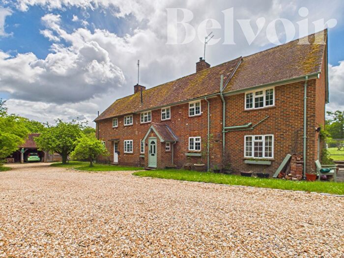 3 Bedroom Semi-Detached House To Rent In Home Farm Cottages, Hackwood Park, Basingstoke, RG25