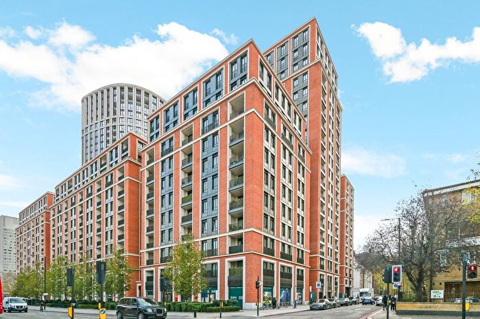 1 Bedroom Flat For Sale In Asquith House, Segrave Walk, W2