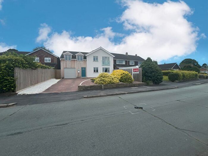 4 Bedroom Detached House For Sale In Crestwood Park, Brewood, Stafford, ST19