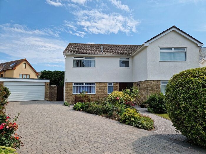 4 Bedroom Detached House For Sale In Locks Court, Porthcawl, CF36