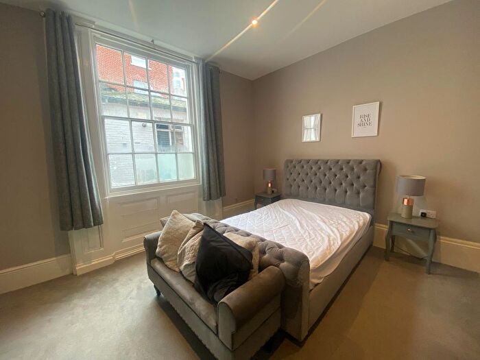 1 Bedroom Flat To Rent In Shaw Street, Worcester, WR1