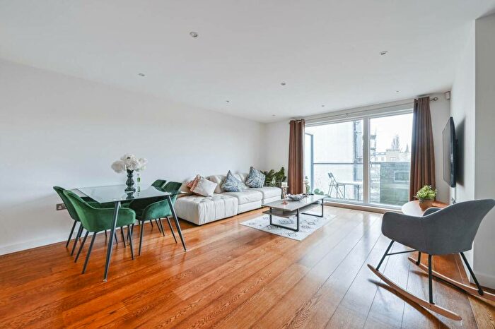 2 Bedroom Apartment To Rent In Abbey Road, St Johns Wood, NW8