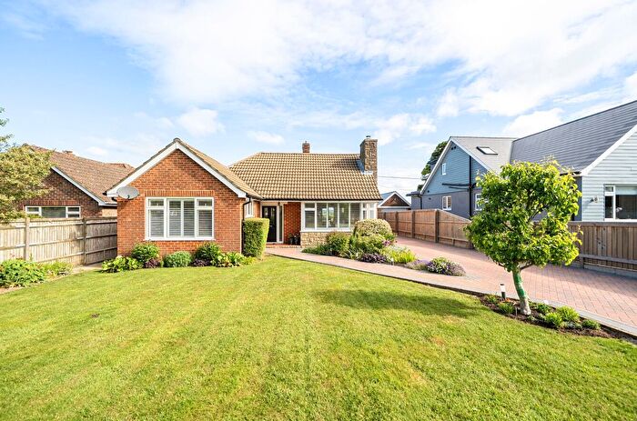 2 Bedroom Bungalow For Sale In Stavedown Road, South Wonston, Winchester, Hampshire, SO21
