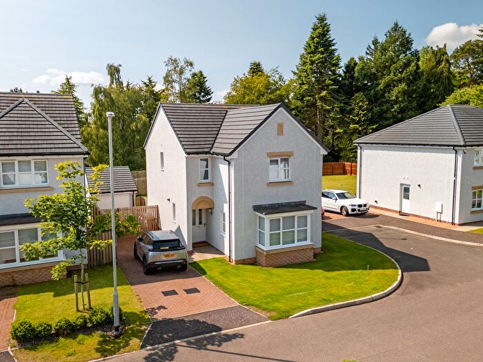 4 Bedroom Detached House For Sale In Whitelawston Drive, Liff, Dundee, DD2