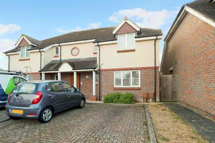 1 Bedroom Apartment To Rent In Frampton Close, Fishbourne, PO19
