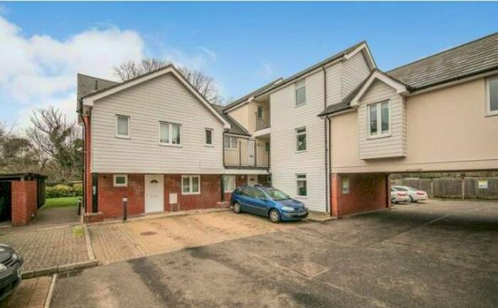 2 Bedroom Maisonette To Rent In Lime Tree Place, Ipswich, IP1