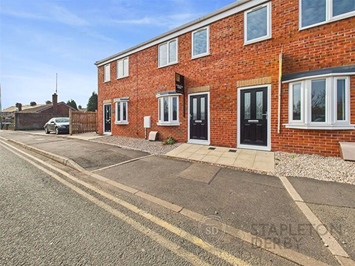 2 Bedroom Town House To Rent In Hall Street, St. Helens, WA10