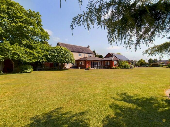 3 Bedroom Detached House For Sale In Somersal Herbert, Ashbourne, DE6