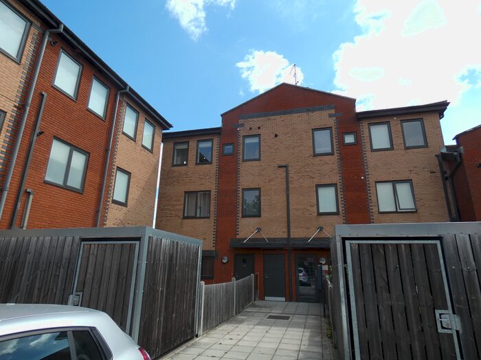 1 Bedroom Property To Rent In Westminster Court, Hipley Street, Old Woking, GU22
