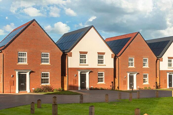 3 Bedroom Detached House For Sale In Bourne Road, Corby Glen, Lincolnshire, NG33