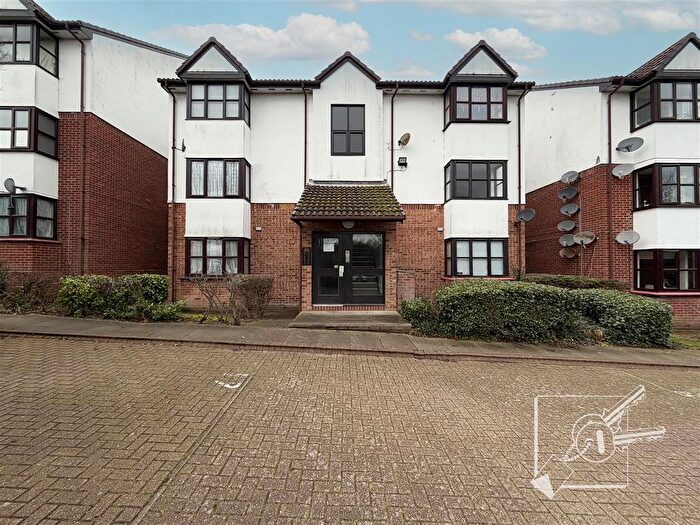 Studio To Rent In Chalice Way, Greenhithe, DA9