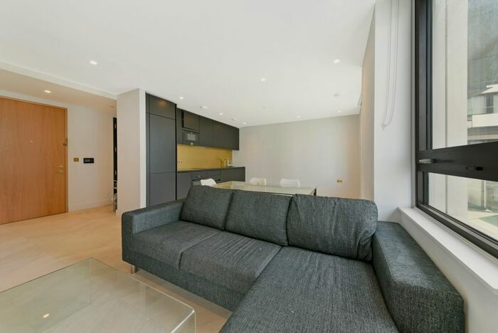 1 Bedroom Flat To Rent In The Waterman, Greenwich Peninsula, London, SE10