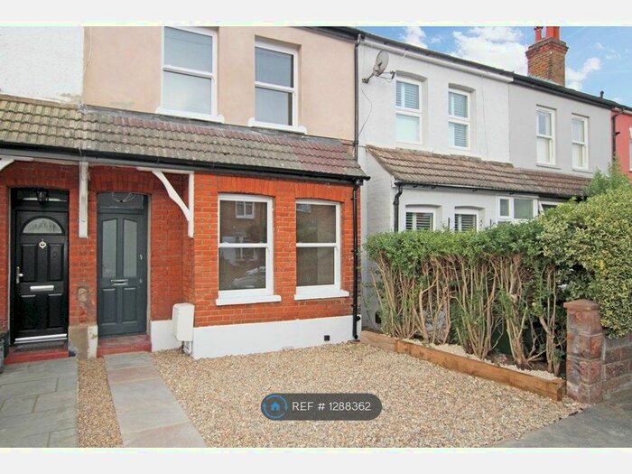 2 Bedroom Terraced House To Rent In Russell Road, Walton-On-Thames, KT12