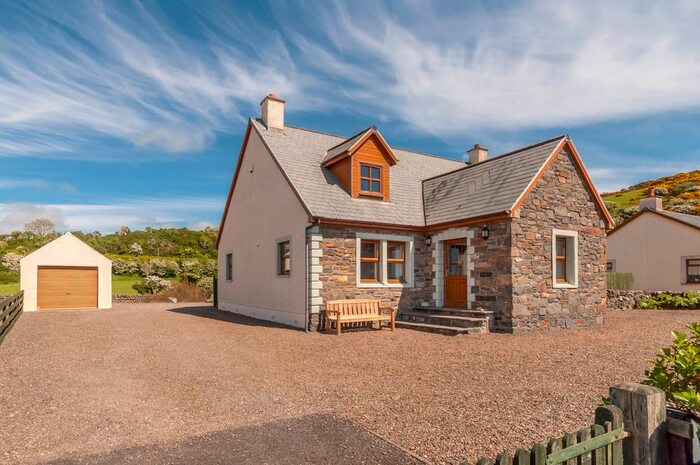 3 Bedroom Detached House For Sale In Glenluce, Newton Stewart, DG8