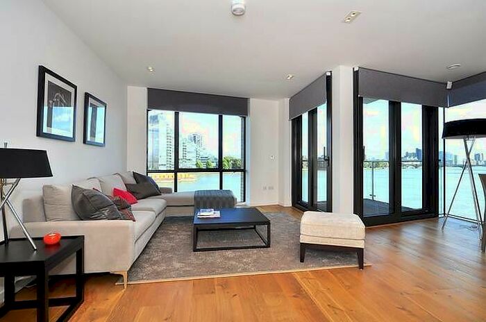 2 Bedroom Property To Rent In Chelsea Wharf Residences, SW10